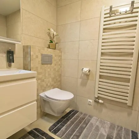 شاليه Domovina Tatranská Lomnica