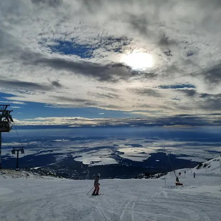 شاليه Domovina Tatranská Lomnica