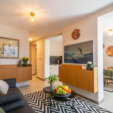 Domovina * Tatranská Lomnica